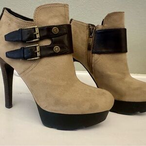 Guess Tan Suede Platform Ankle Booties Heels Size 7